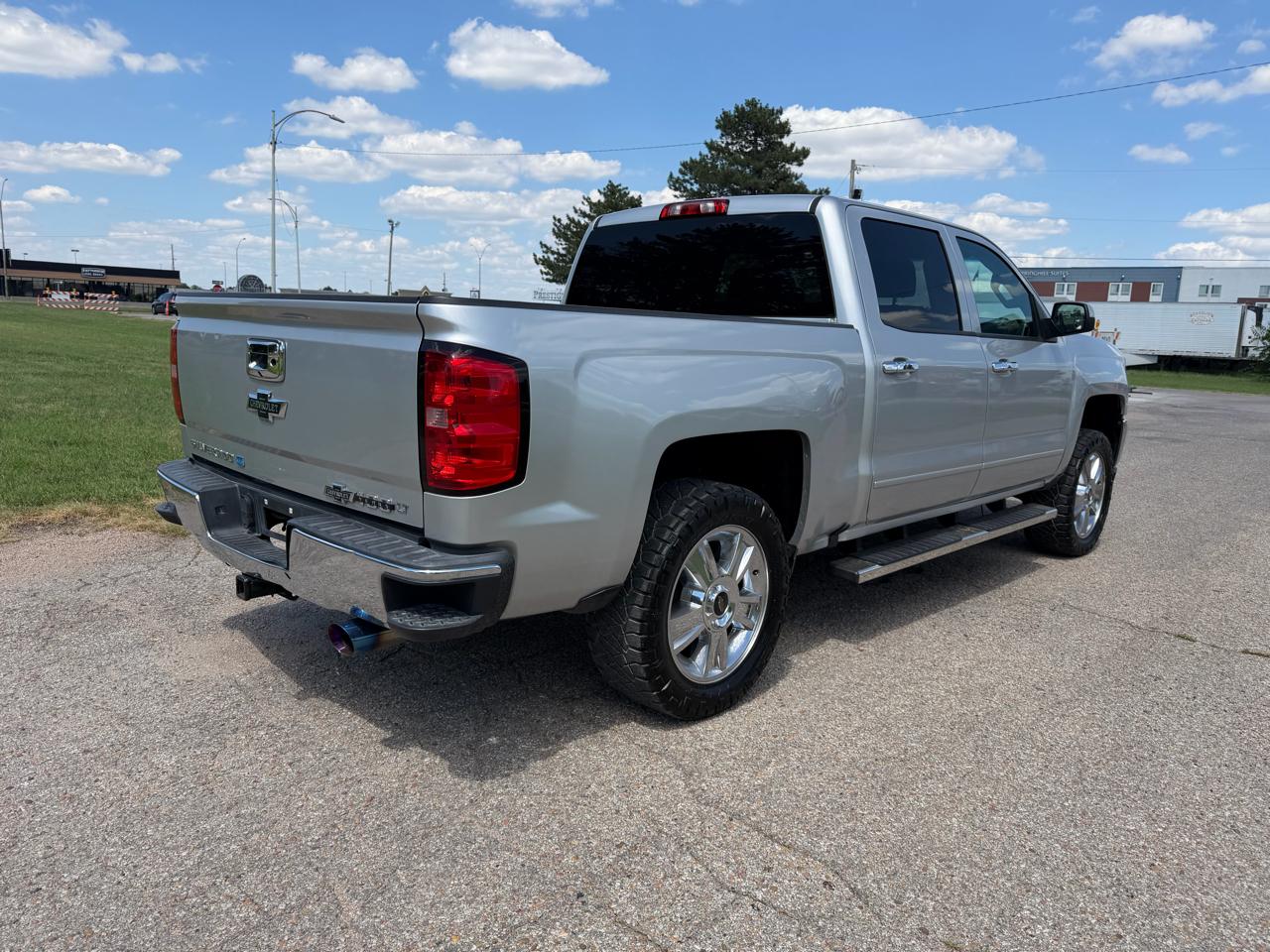 Chevrolet Silverado 1500 2WD Crew Cab 143.5" LT w/1LT 2018