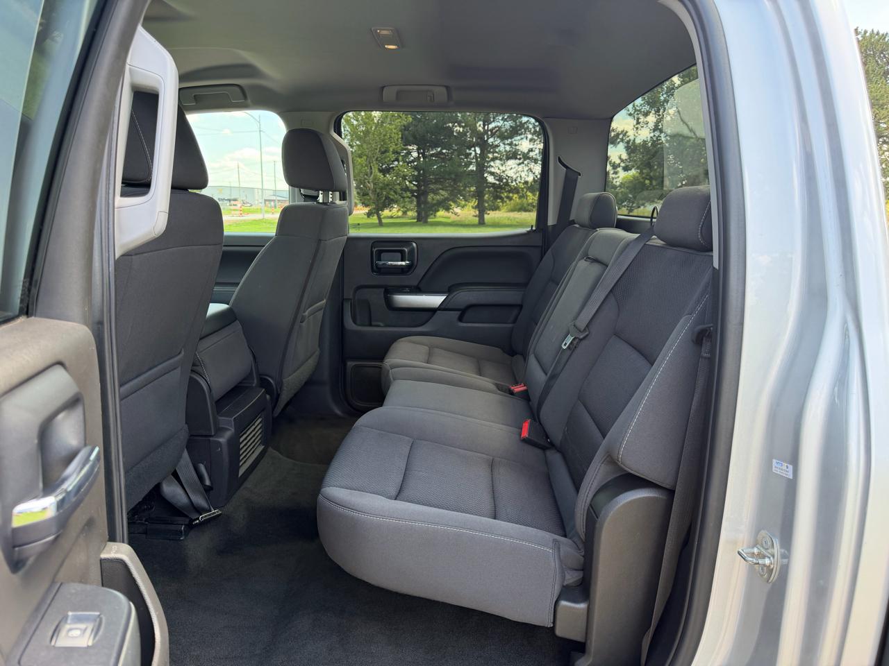 Chevrolet Silverado 1500 2WD Crew Cab 143.5" LT w/1LT 2018