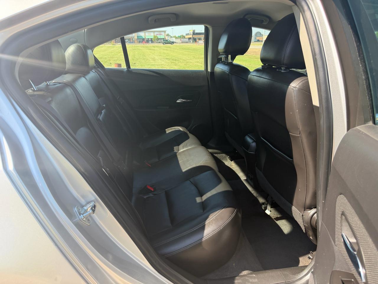 Chevrolet Cruze 4dr Sdn LTZ 2015