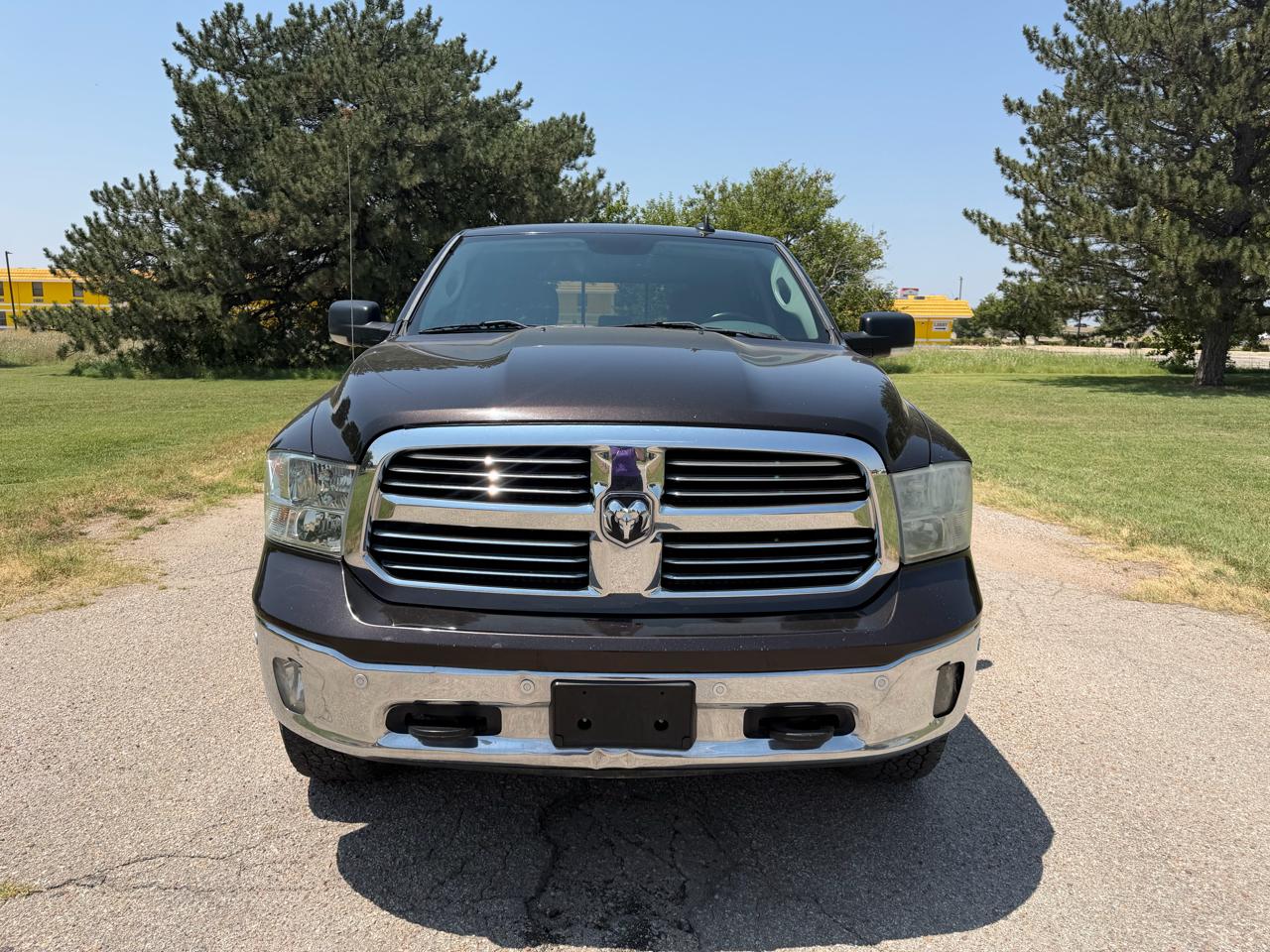 RAM 1500 Big Horn 4x4 Crew Cab 5'7" Box 2017