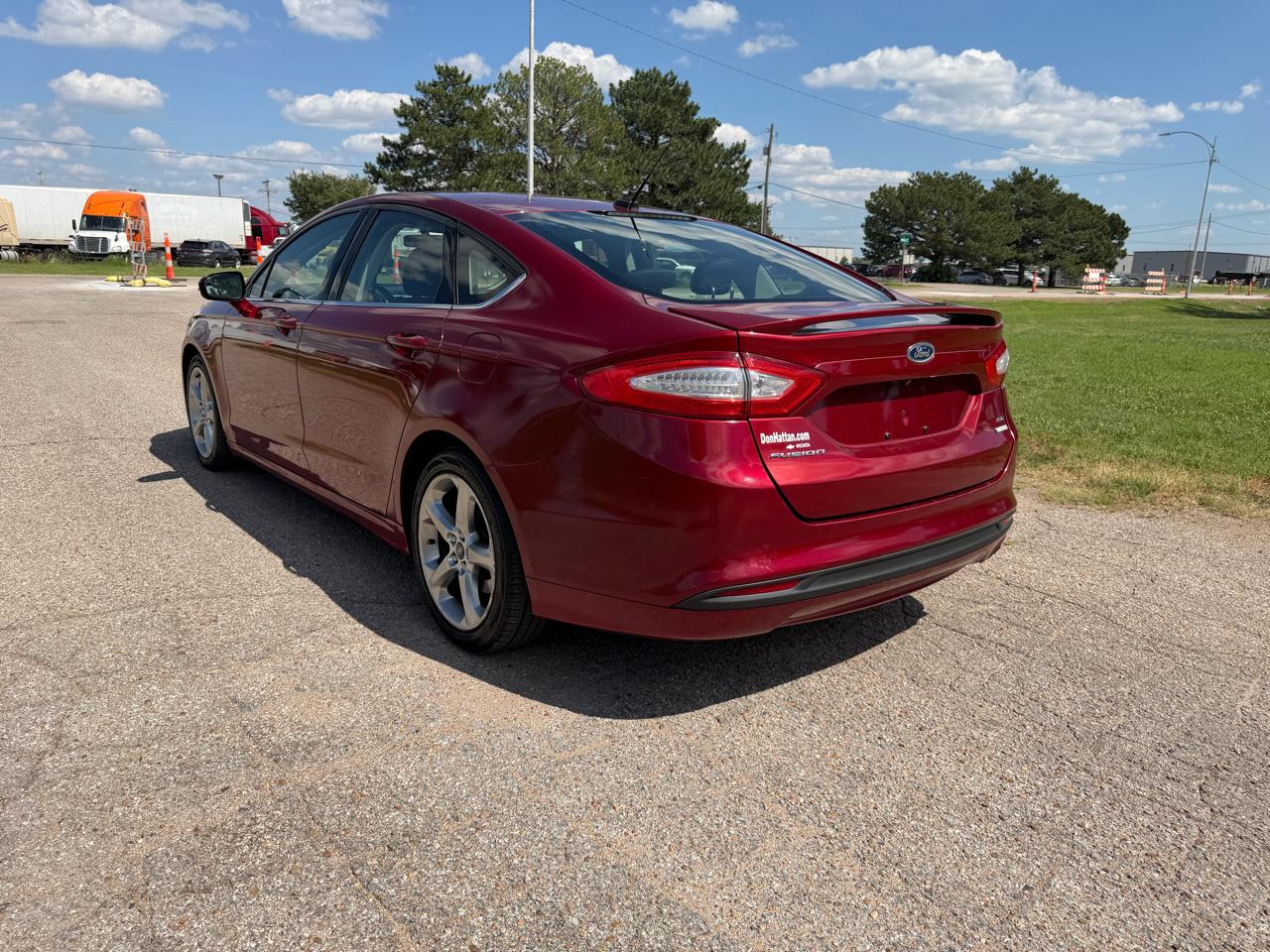 Ford Fusion 4dr Sdn SE FWD 2016