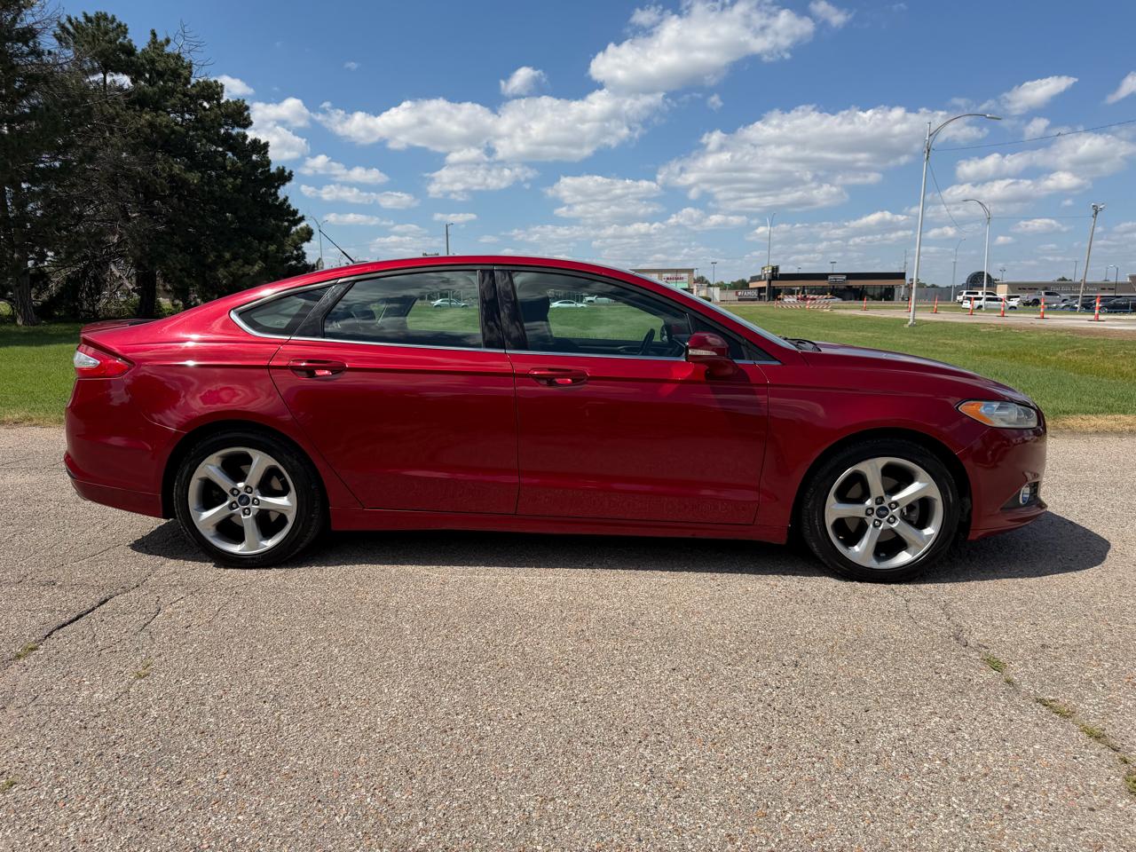 Ford Fusion 4dr Sdn SE FWD 2016