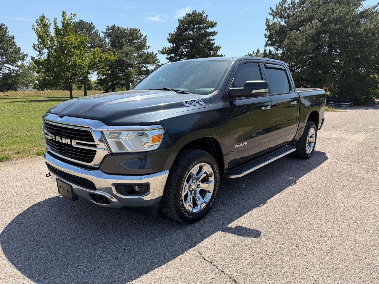 RAM 1500 Big Horn/Lone Star 4x4 Crew Cab 5'7" Box 2019