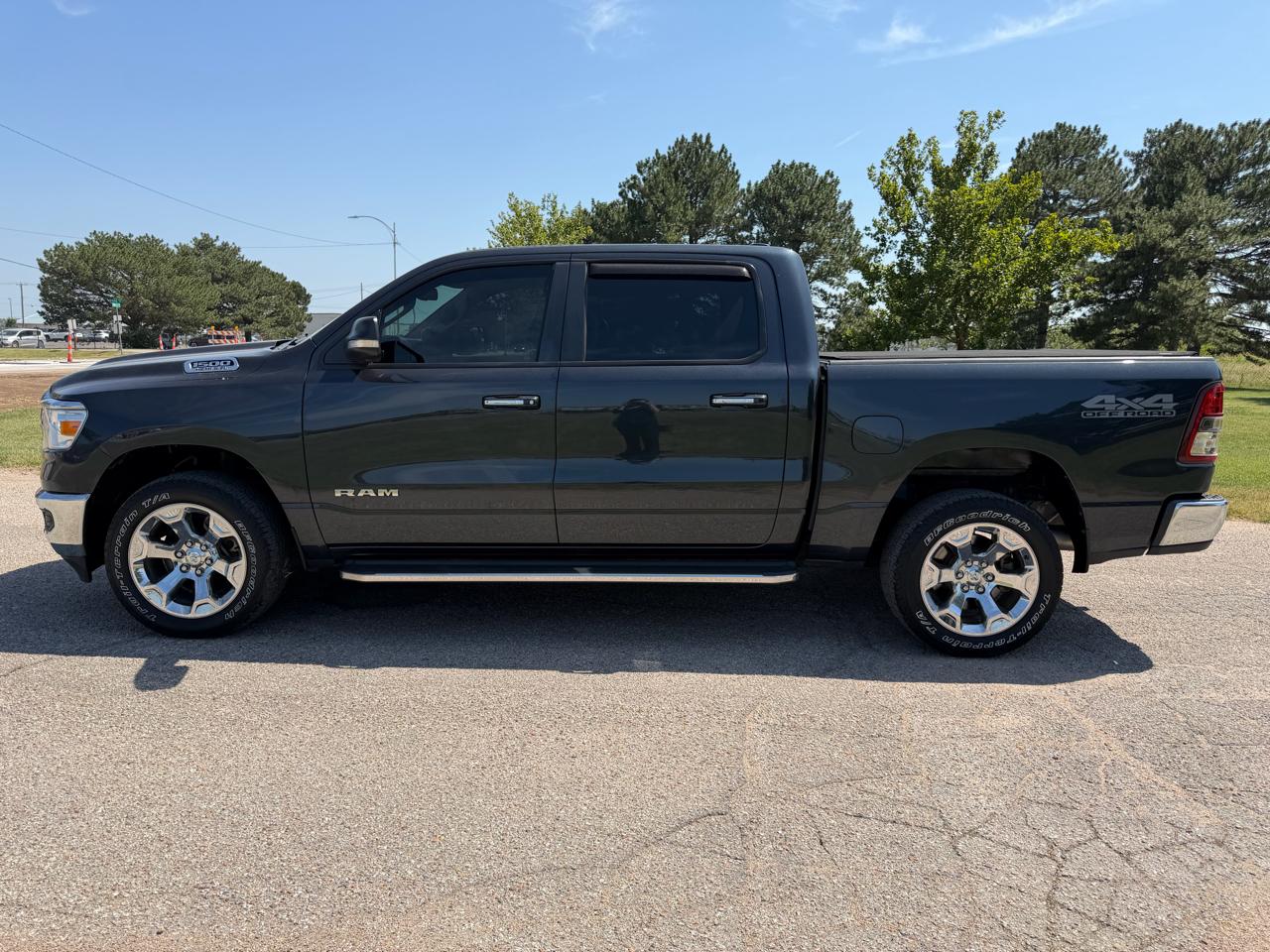 RAM 1500 Big Horn/Lone Star 4x4 Crew Cab 5'7" Box 2019