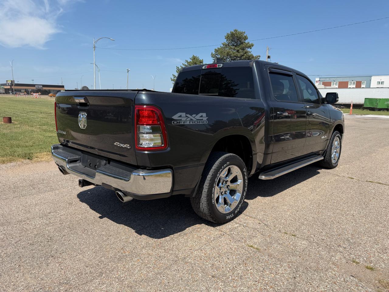 RAM 1500 Big Horn/Lone Star 4x4 Crew Cab 5'7" Box 2019