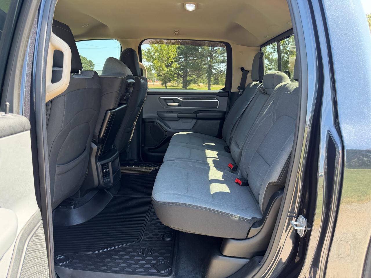 RAM 1500 Big Horn/Lone Star 4x4 Crew Cab 5'7" Box 2019