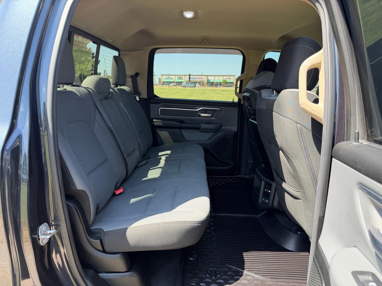 RAM 1500 Big Horn/Lone Star 4x4 Crew Cab 5'7" Box 2019