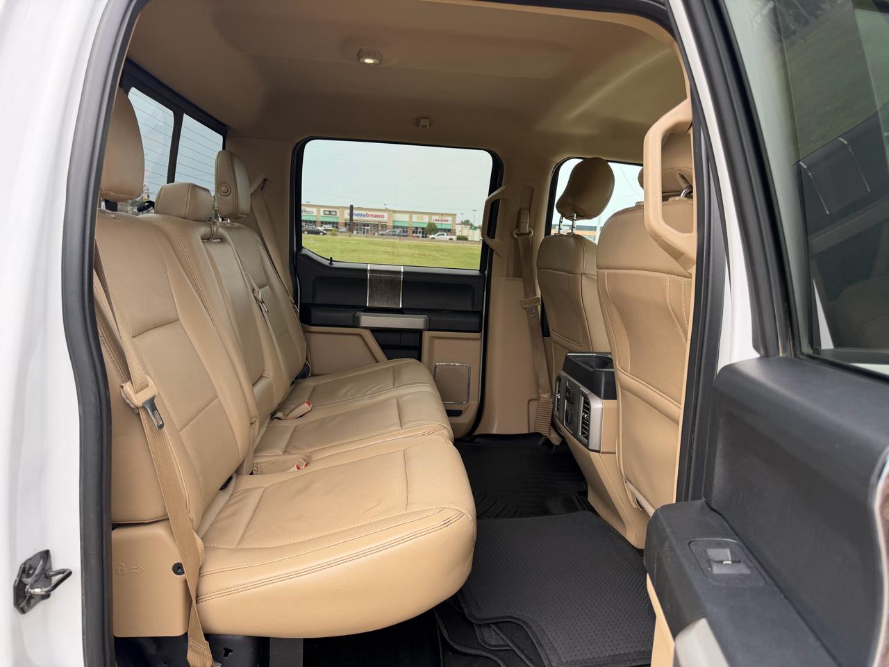 Ford Super Duty F-350 SRW King Ranch 4WD Crew Cab 8' Box 2017