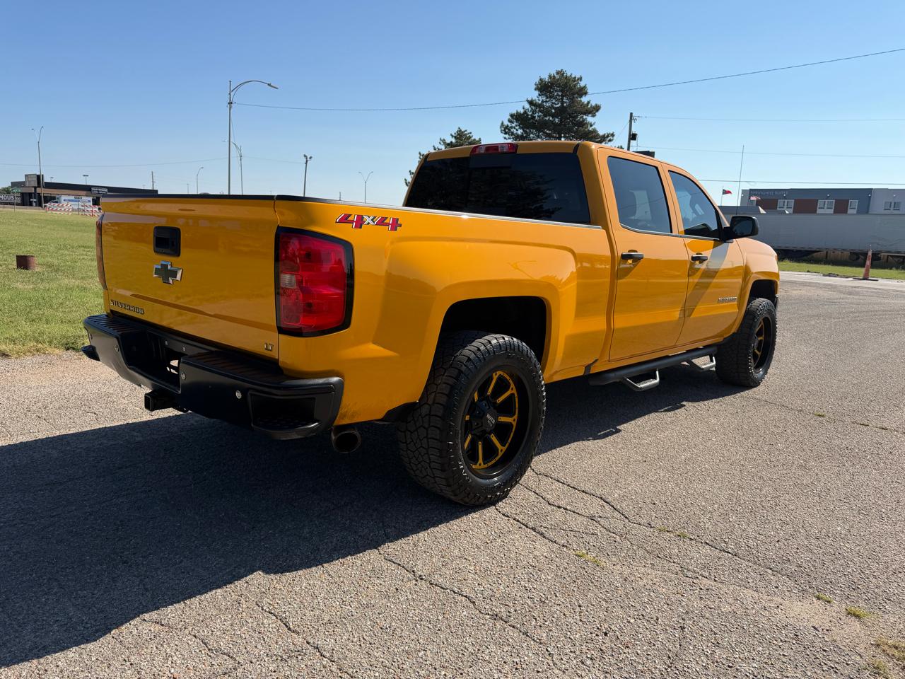 Chevrolet Silverado 1500 4WD Crew Cab 153.0" LT w/1LT 2018