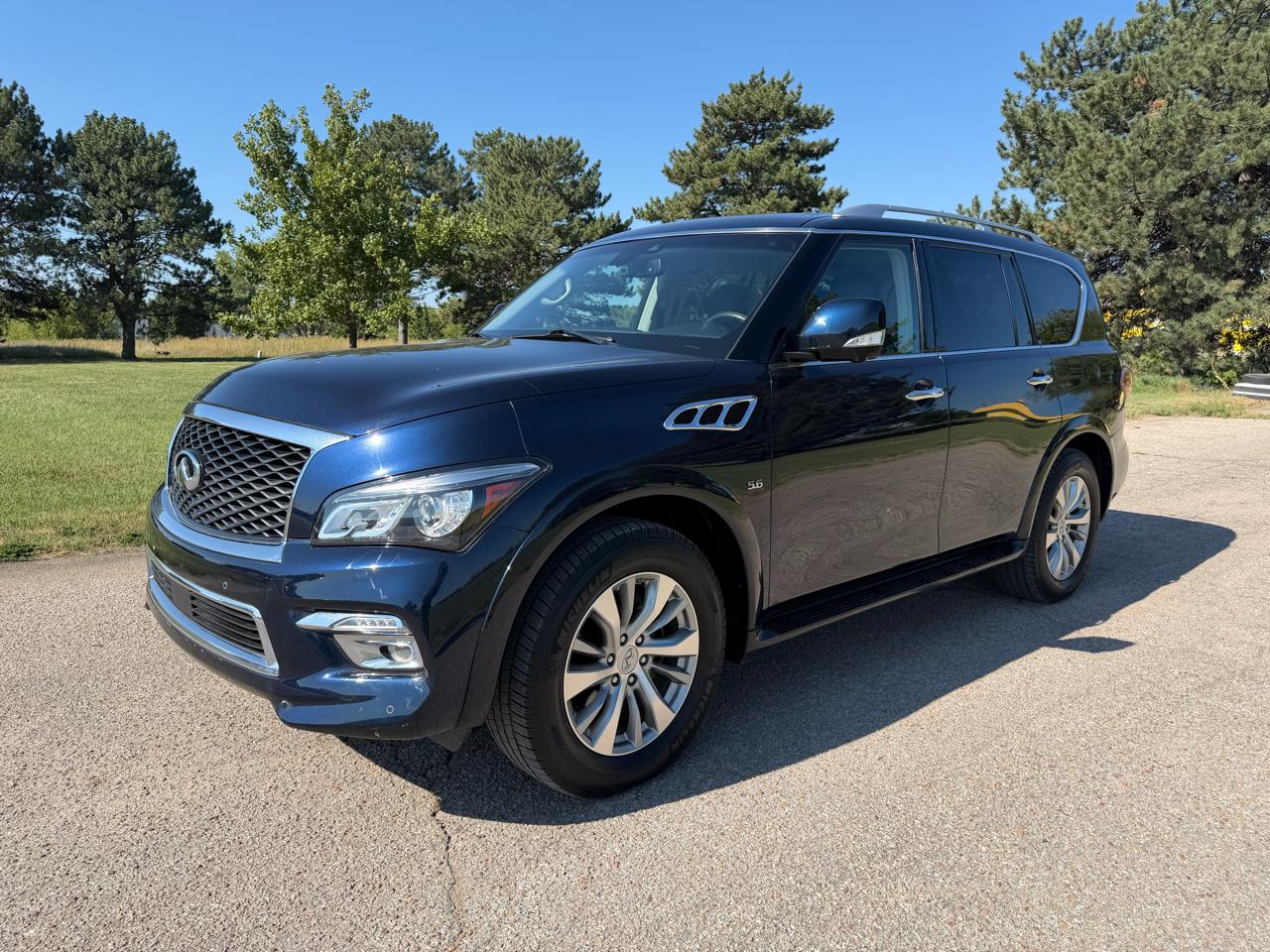 Infiniti QX80 AWD 2017