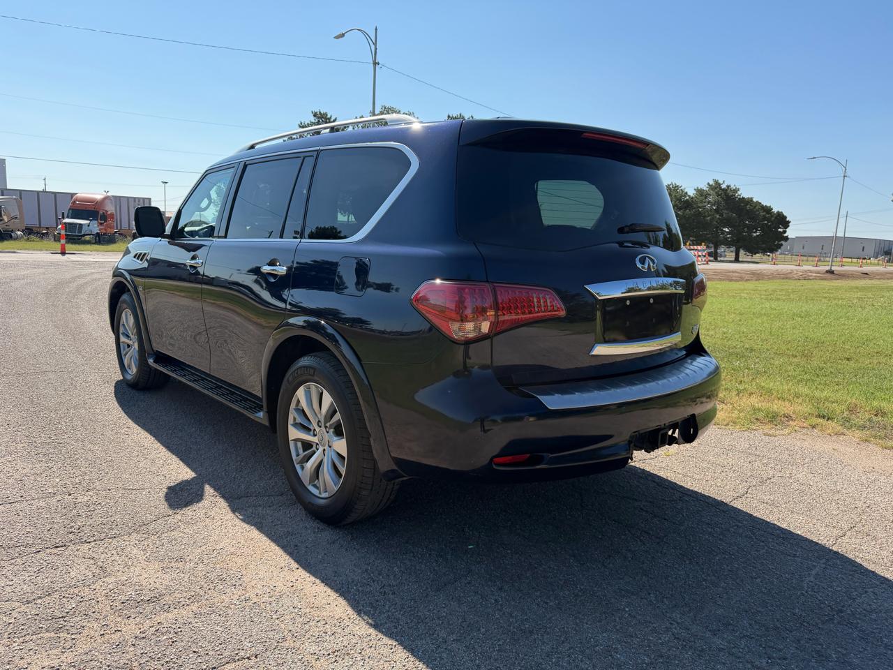 Infiniti QX80 AWD 2017