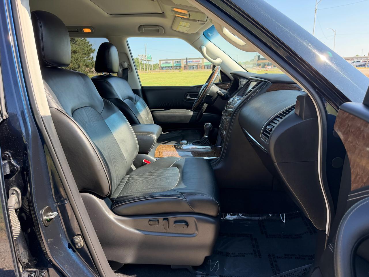 Infiniti QX80 AWD 2017