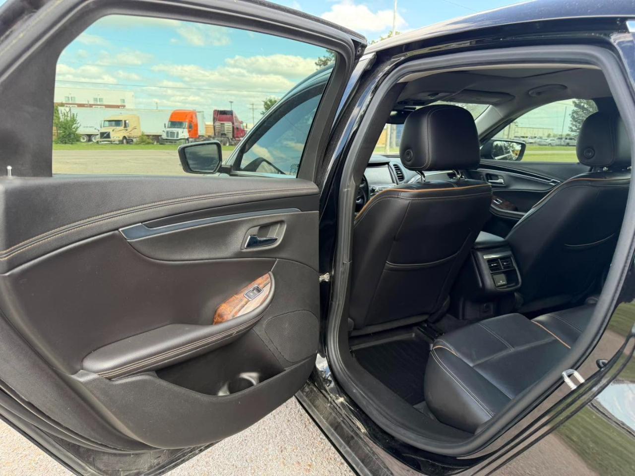 Chevrolet Impala 4dr Sdn LTZ w/2LZ 2015