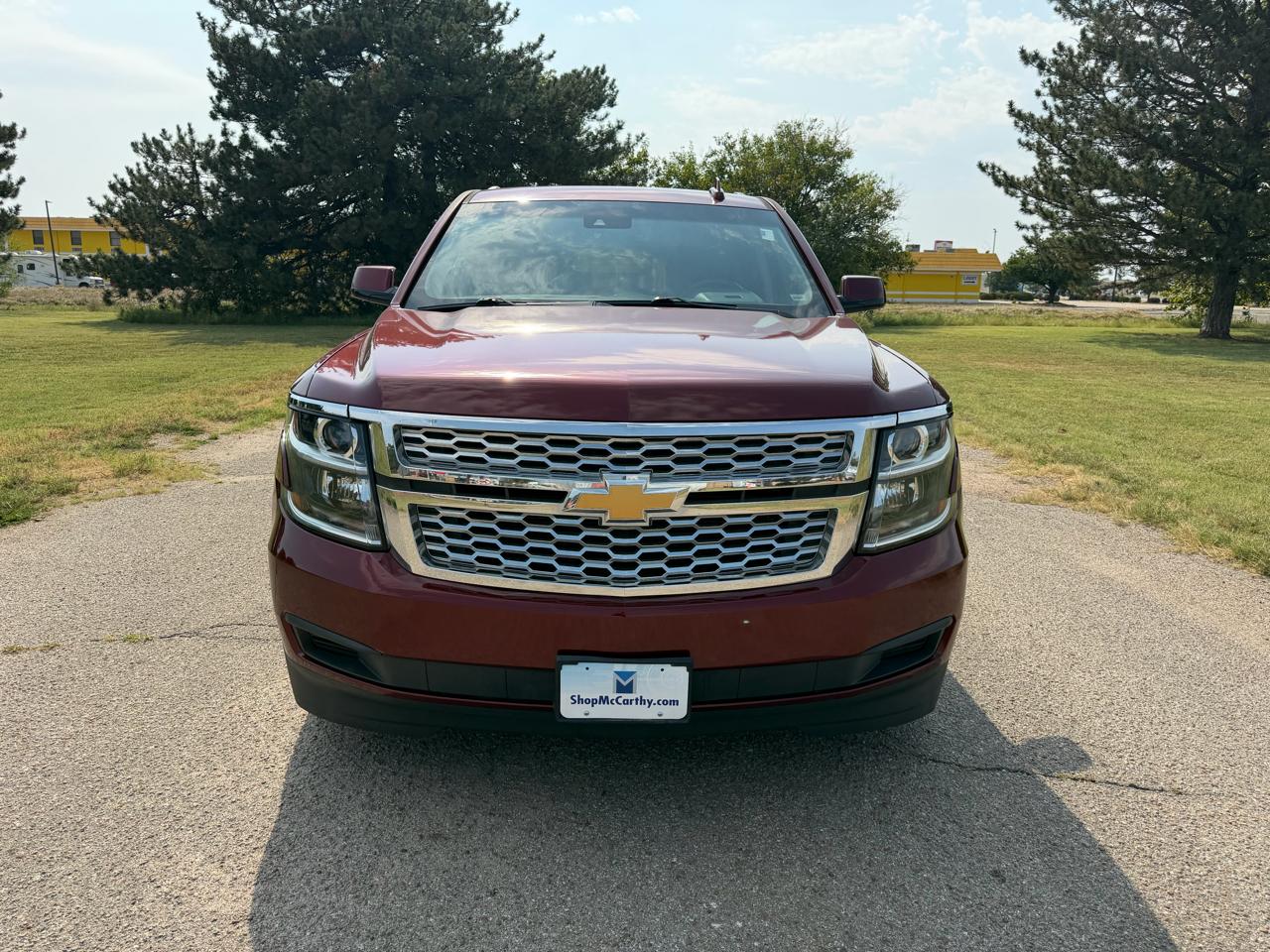 Chevrolet Suburban 4WD 4dr 1500 LT 2017