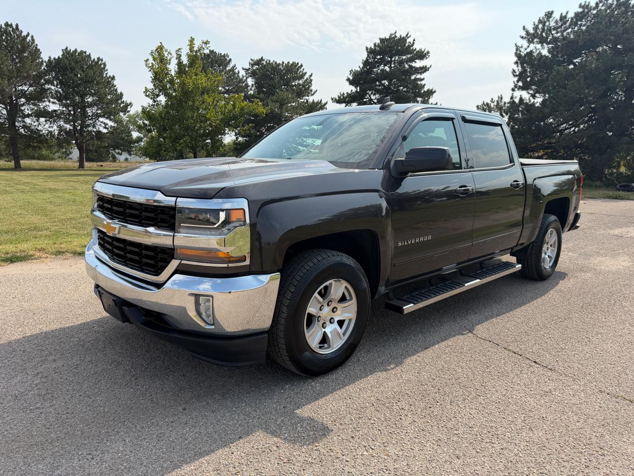 Chevrolet Silverado 1500 4WD Crew Cab 143.5" LT w/1LT 2016