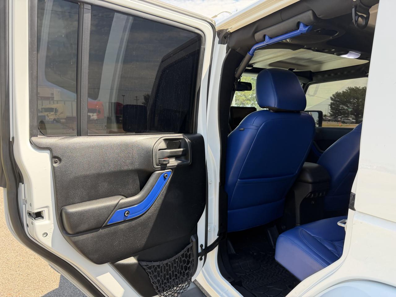 Jeep Wrangler Unlimited 4WD 4dr Sport 2014
