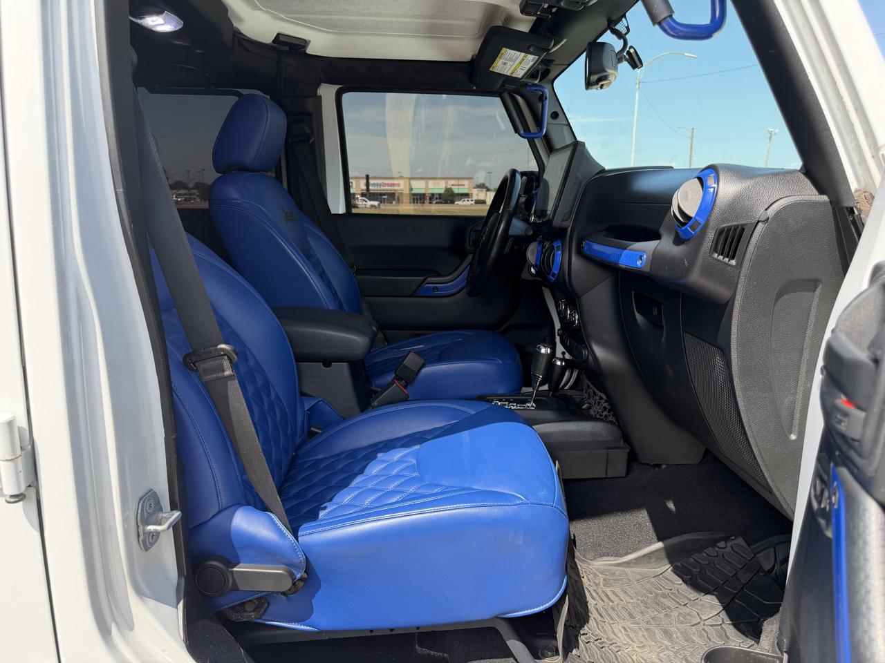 Jeep Wrangler Unlimited 4WD 4dr Sport 2014