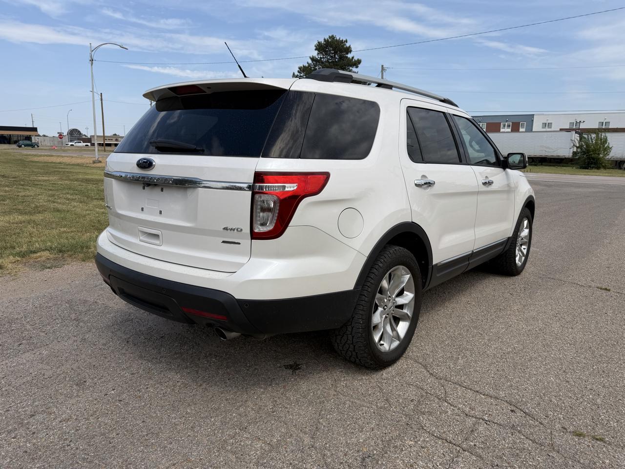 Ford Explorer 4WD 4dr Limited 2014