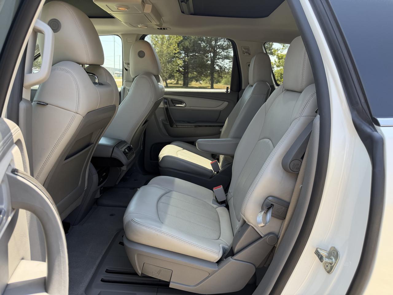 Chevrolet Traverse AWD 4dr LTZ 2014