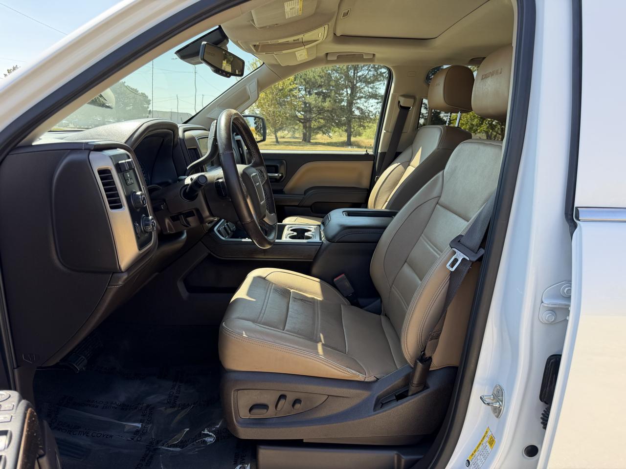 GMC Sierra 1500 4WD Crew Cab 143.5" Denali 2017