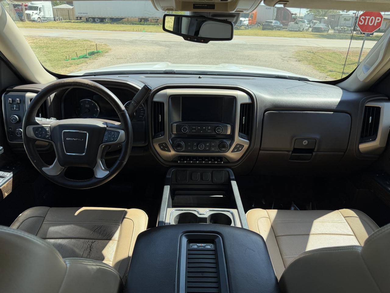 GMC Sierra 1500 4WD Crew Cab 143.5" Denali 2017
