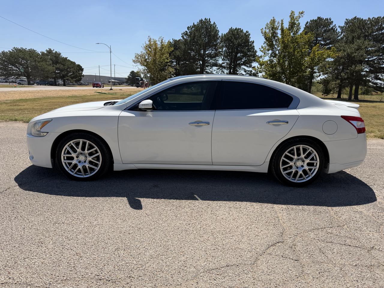 Nissan Maxima 4dr Sdn V6 CVT 3.5 SV w/Premium Pkg 2009