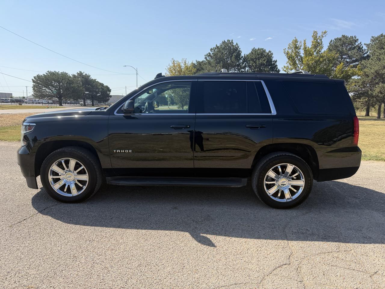 Chevrolet Tahoe 4WD 4dr LT 2017