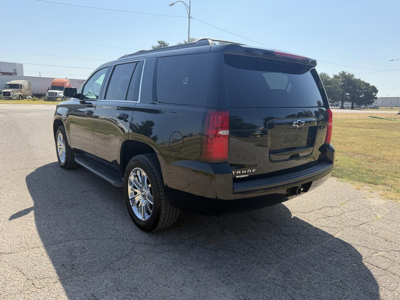 Chevrolet Tahoe 4WD 4dr LT 2017