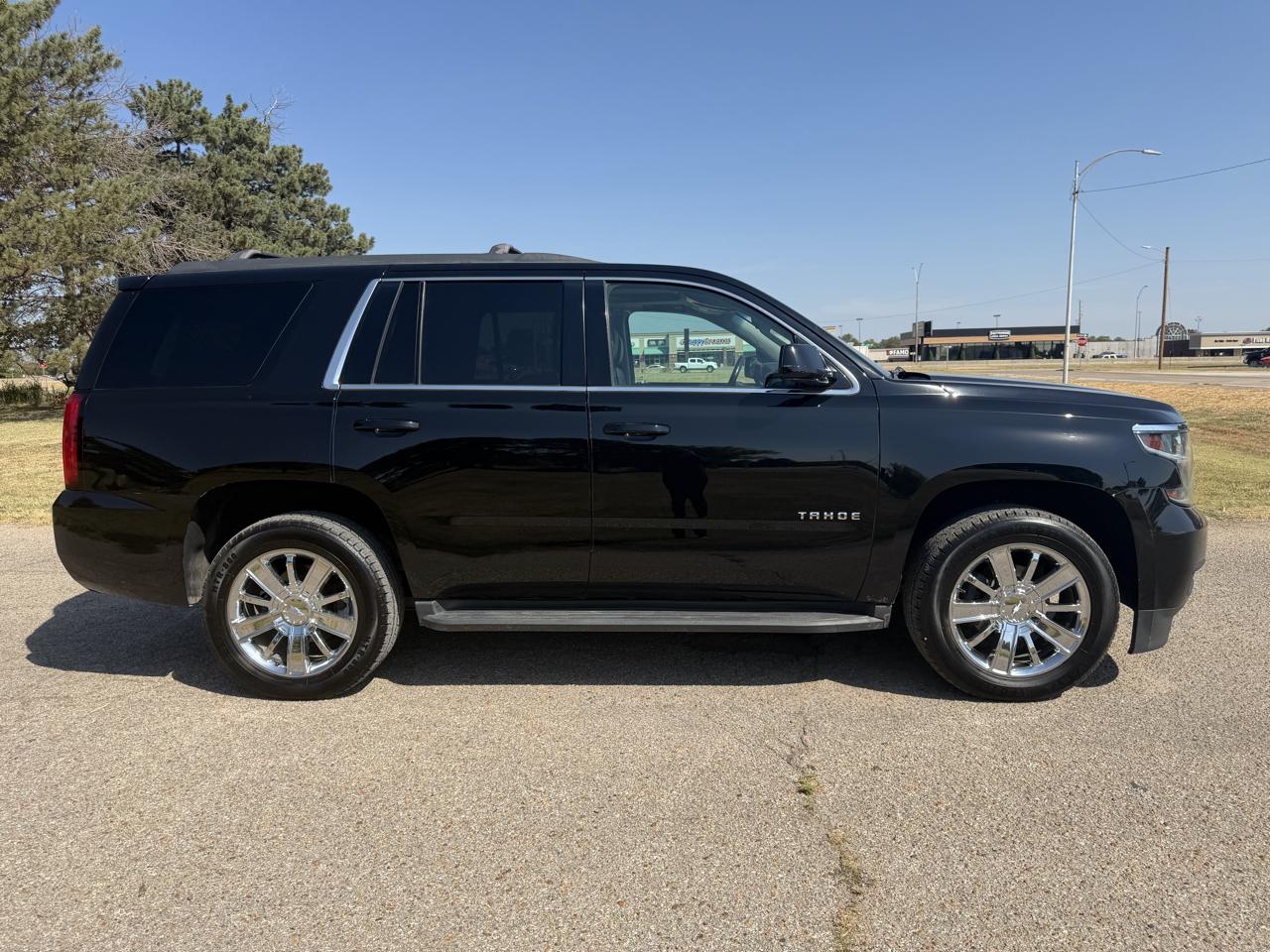 Chevrolet Tahoe 4WD 4dr LT 2017