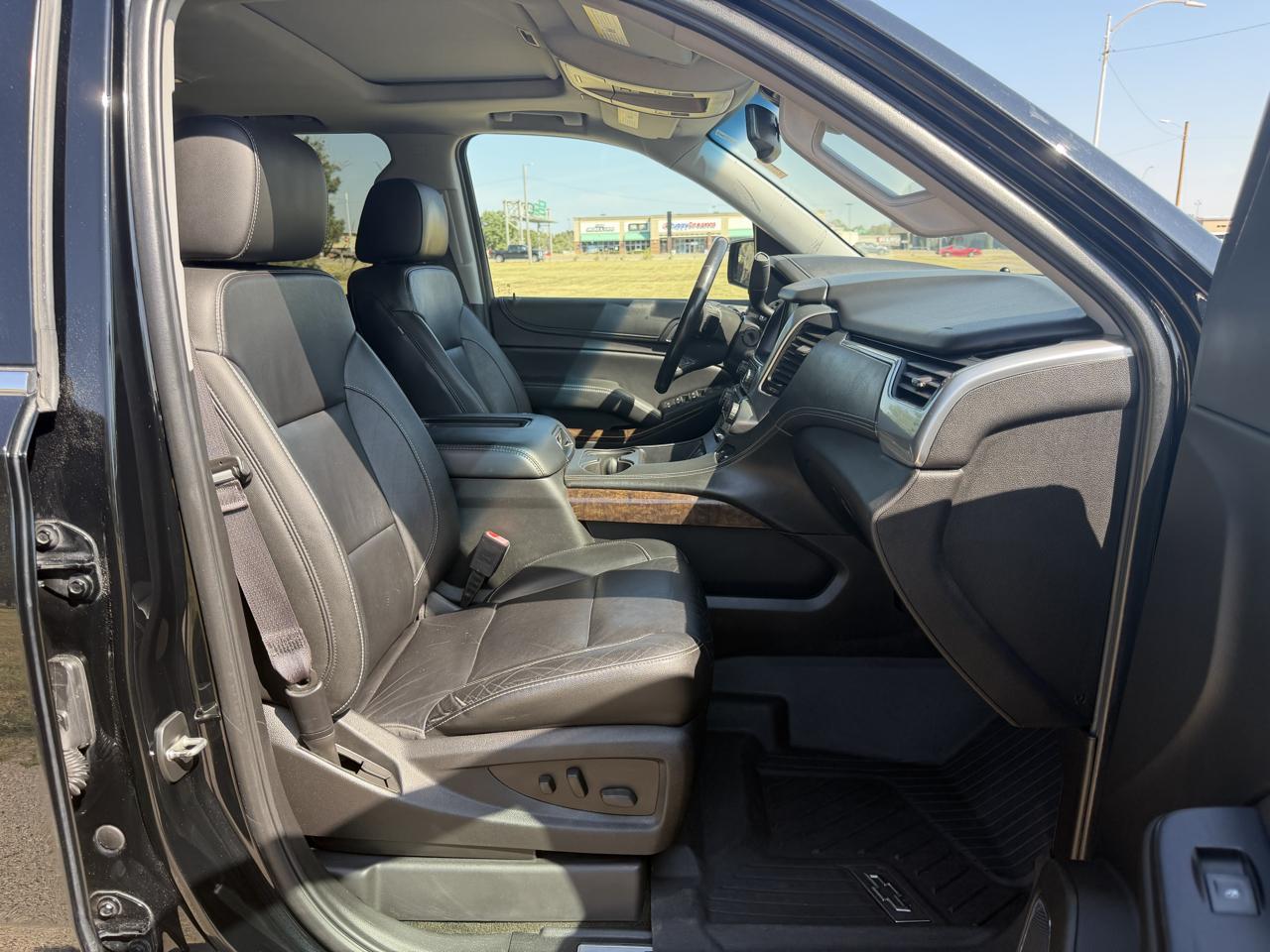 Chevrolet Tahoe 4WD 4dr LT 2017