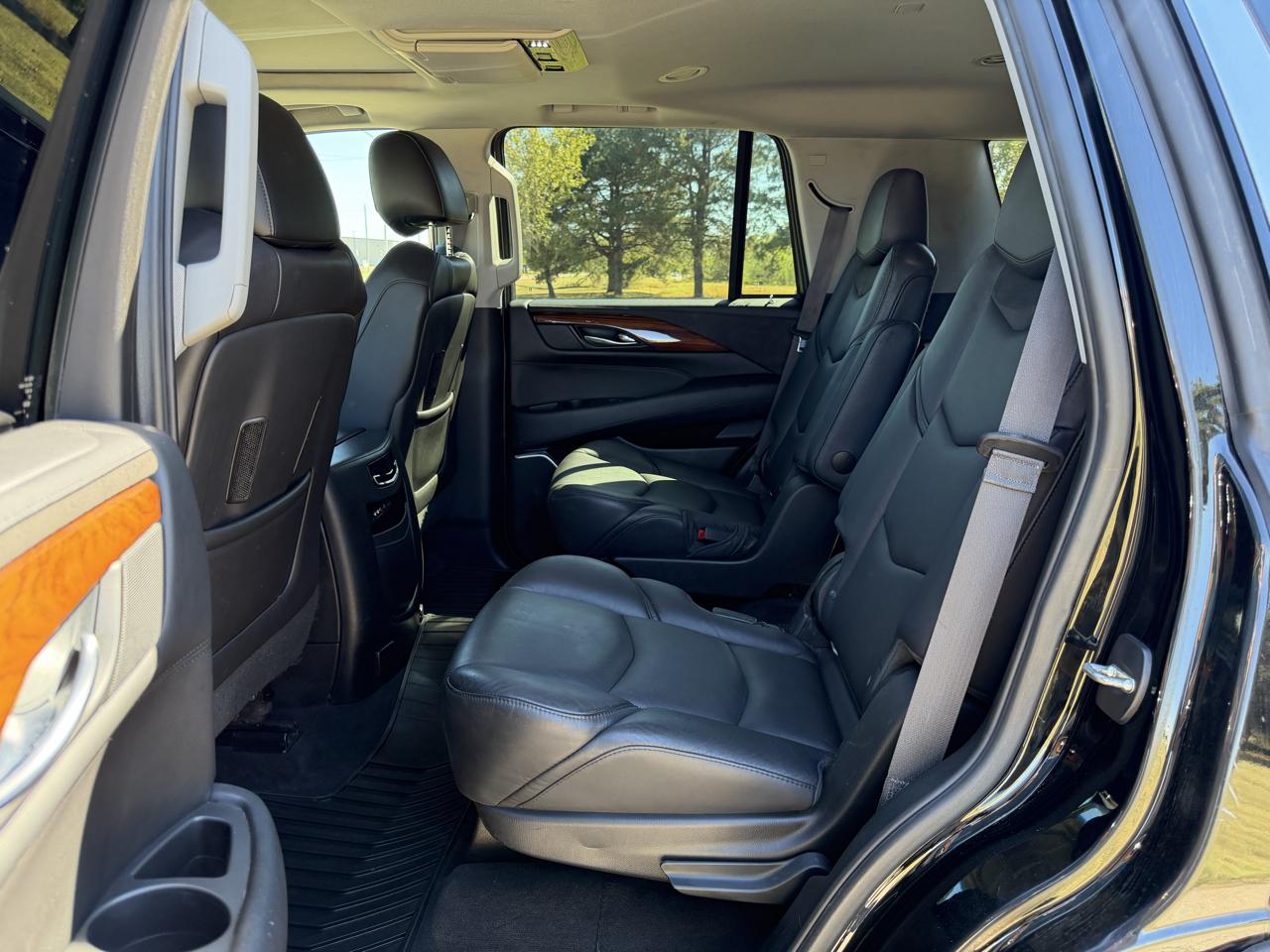 Cadillac Escalade 4WD 4dr Luxury Collection 2016