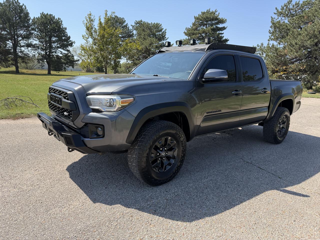 Toyota Tacoma 4WD Double Cab V6 MT TRD Off Road (Natl) 2016