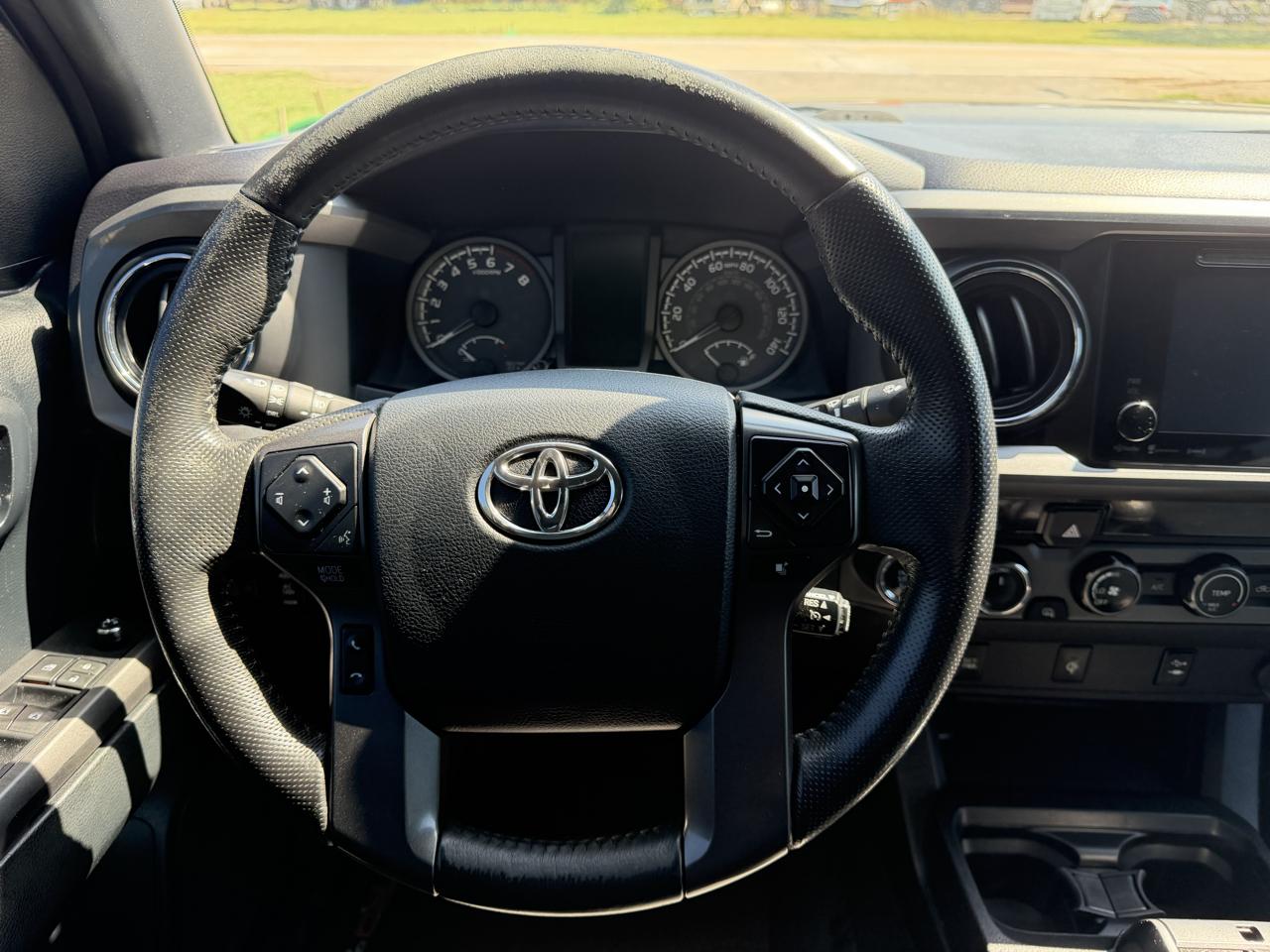 Toyota Tacoma 4WD Double Cab V6 MT TRD Off Road (Natl) 2016