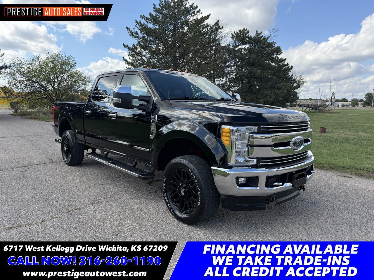 Ford Super Duty F-350 SRW Lariat 4WD Crew Cab 8' Box 2017