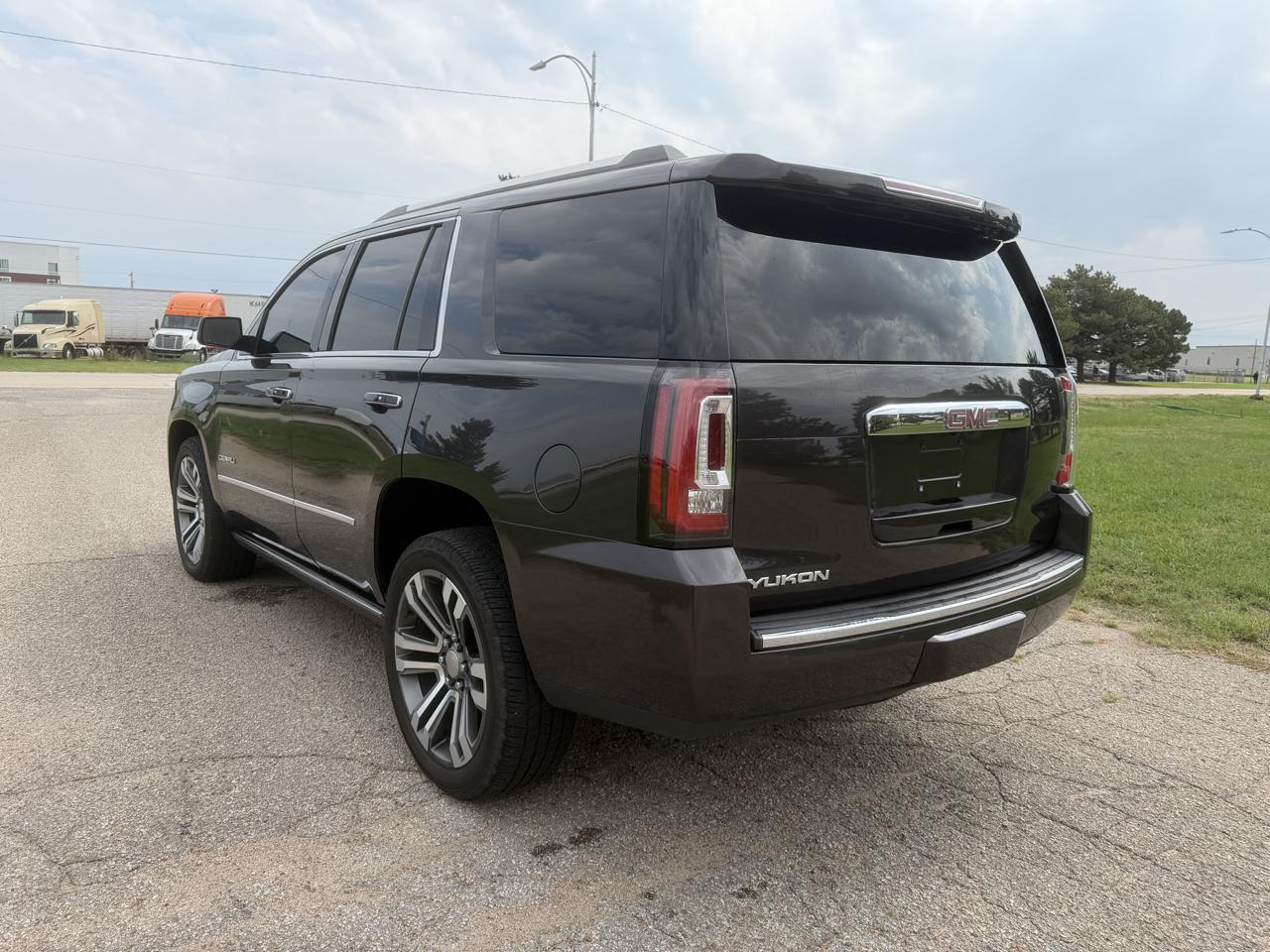 GMC Yukon 4WD 4dr Denali 2016