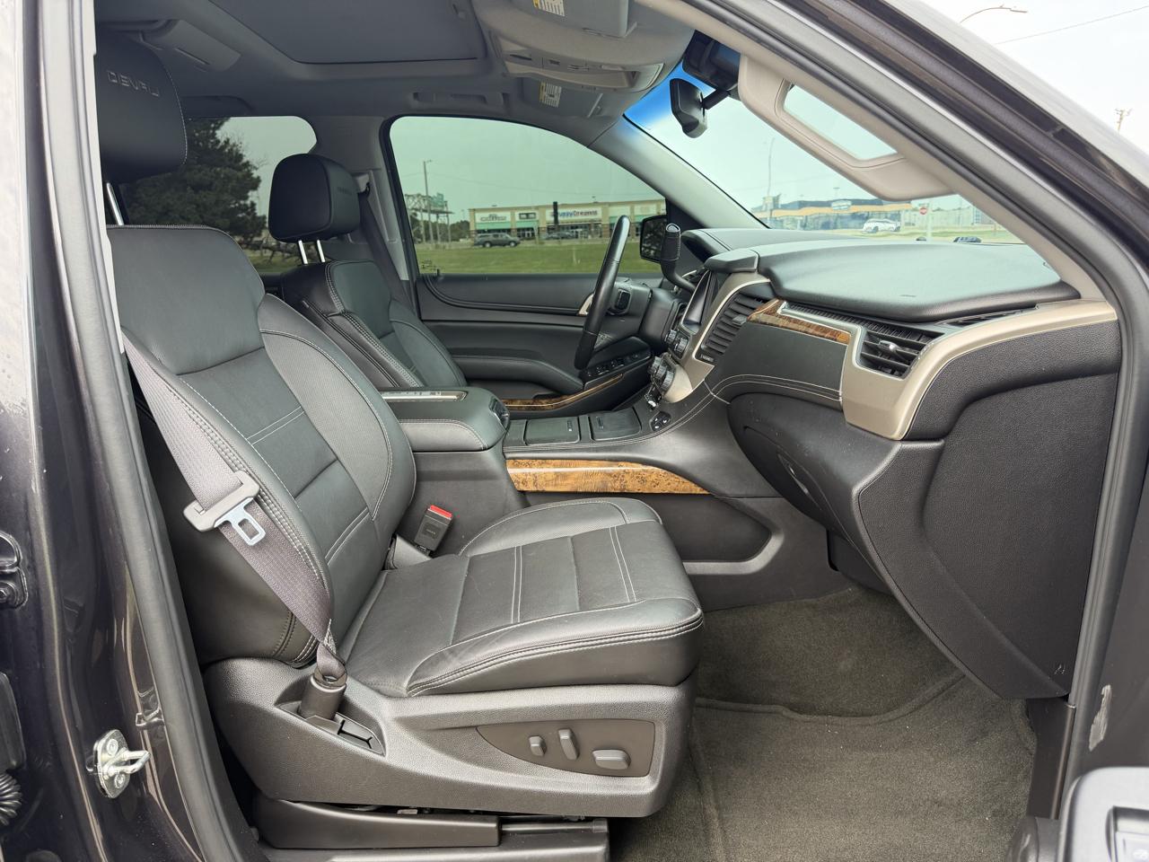 GMC Yukon 4WD 4dr Denali 2016
