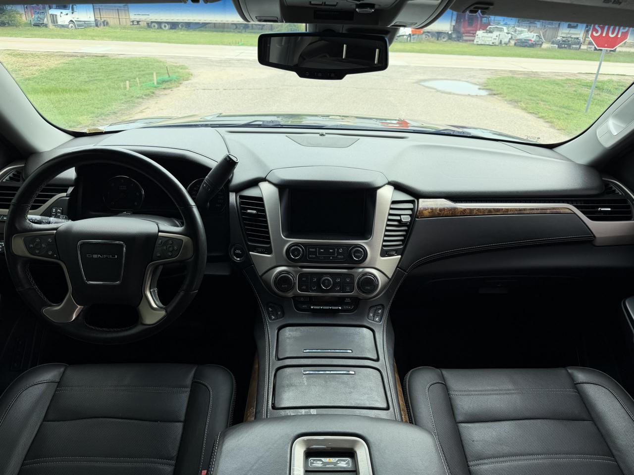 GMC Yukon 4WD 4dr Denali 2016