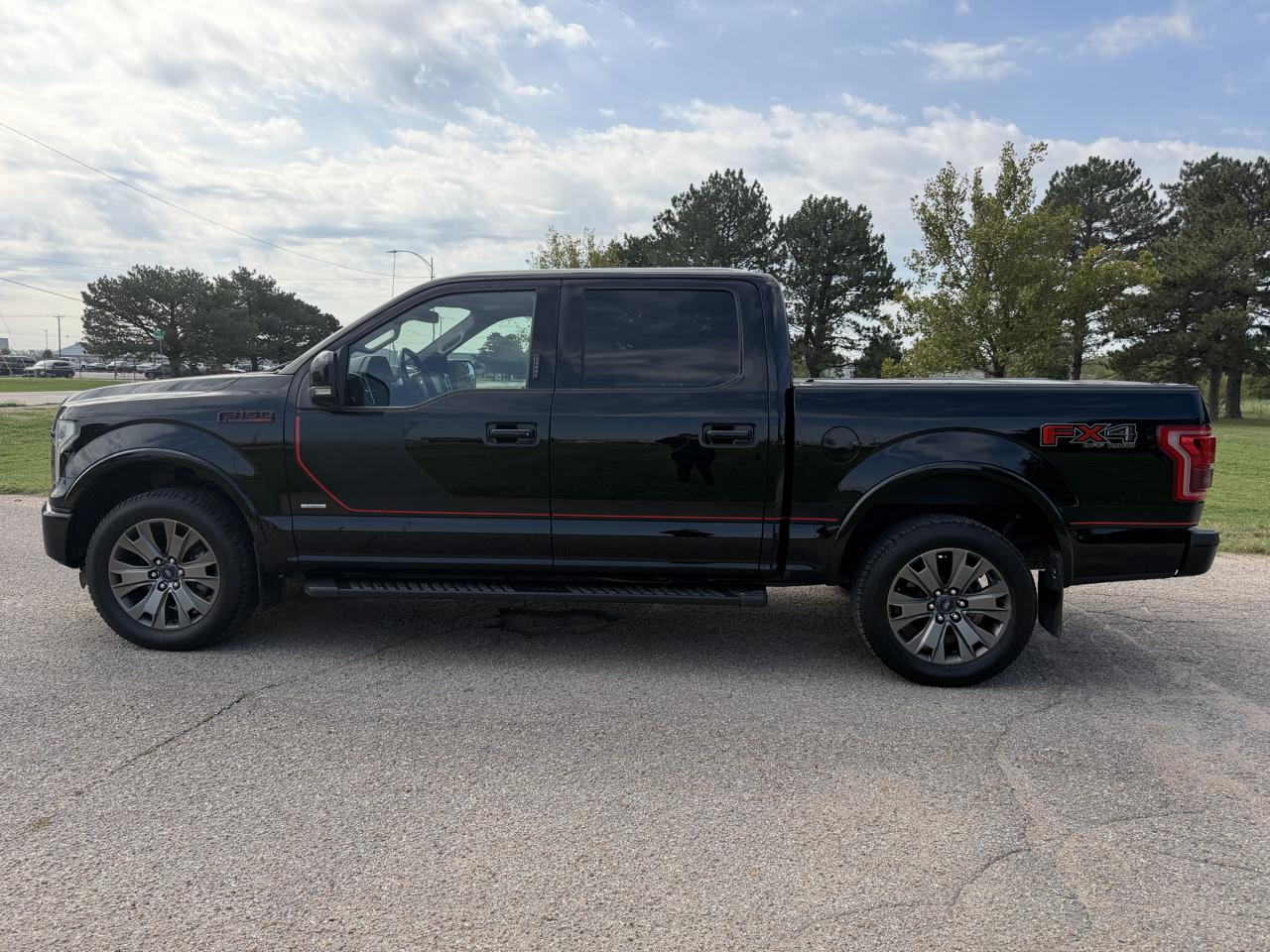 Ford F-150 Lariat 2016