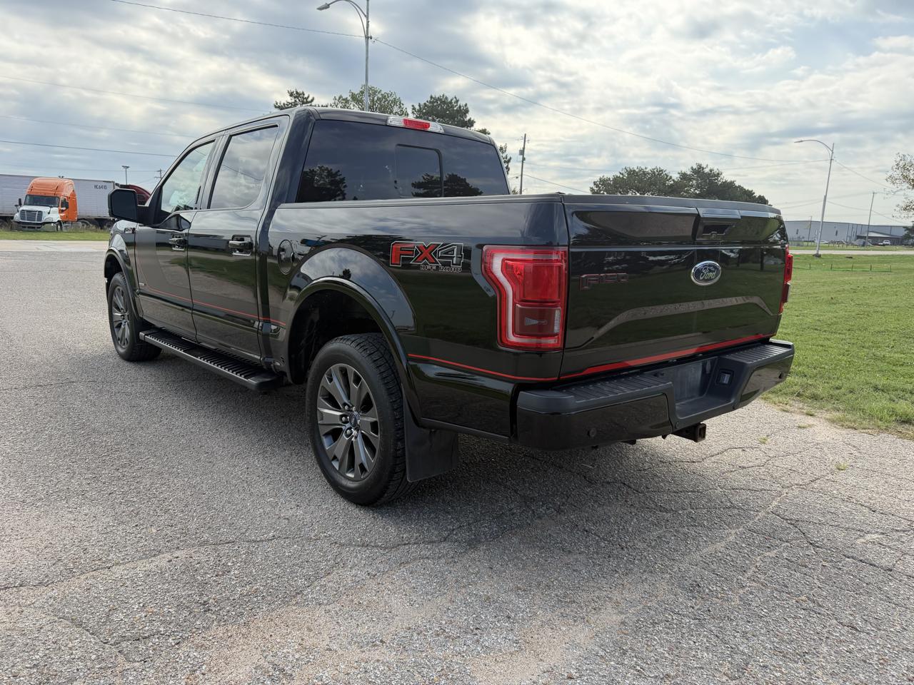Ford F-150 Lariat 2016