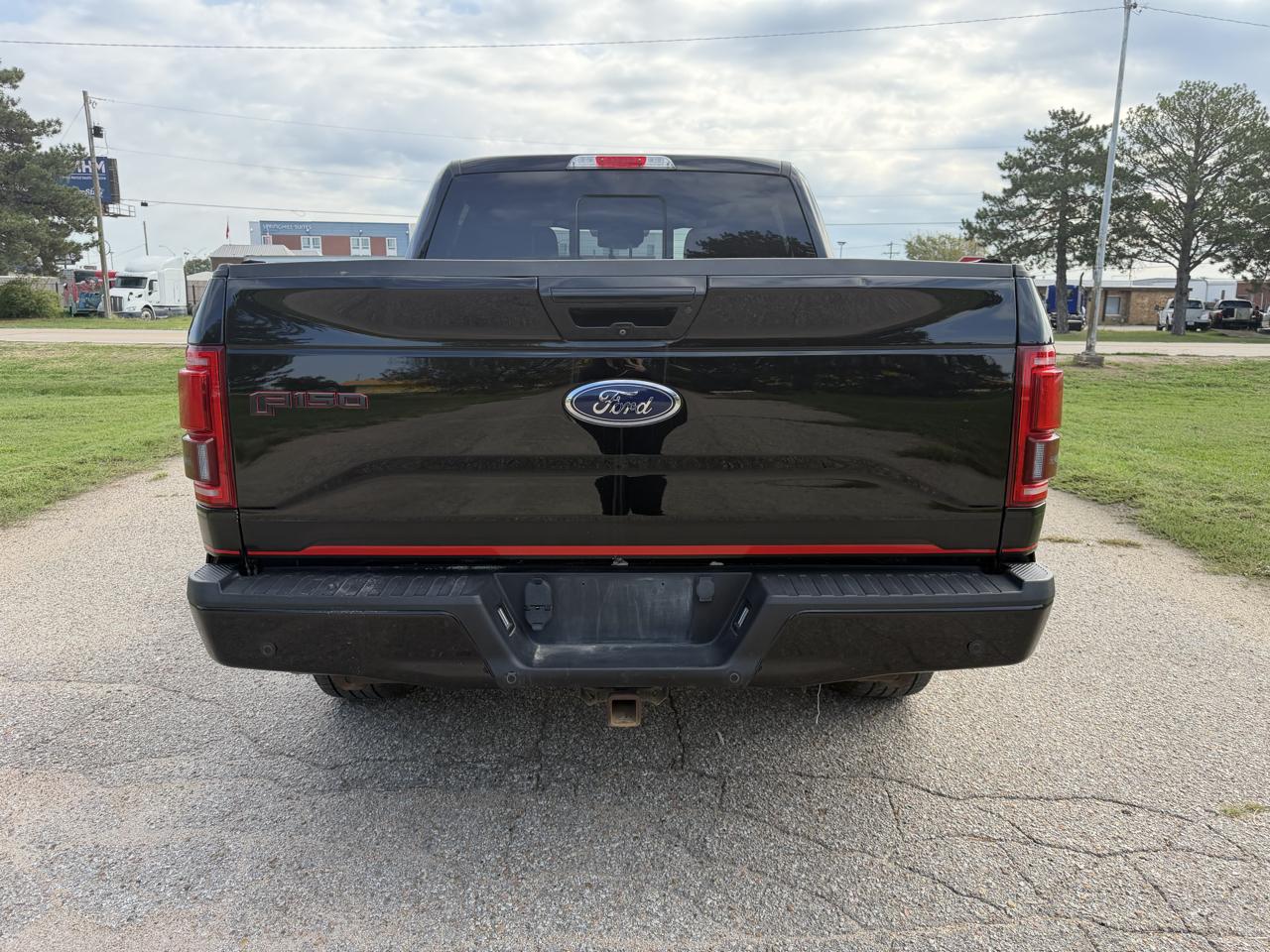 Ford F-150 Lariat 2016