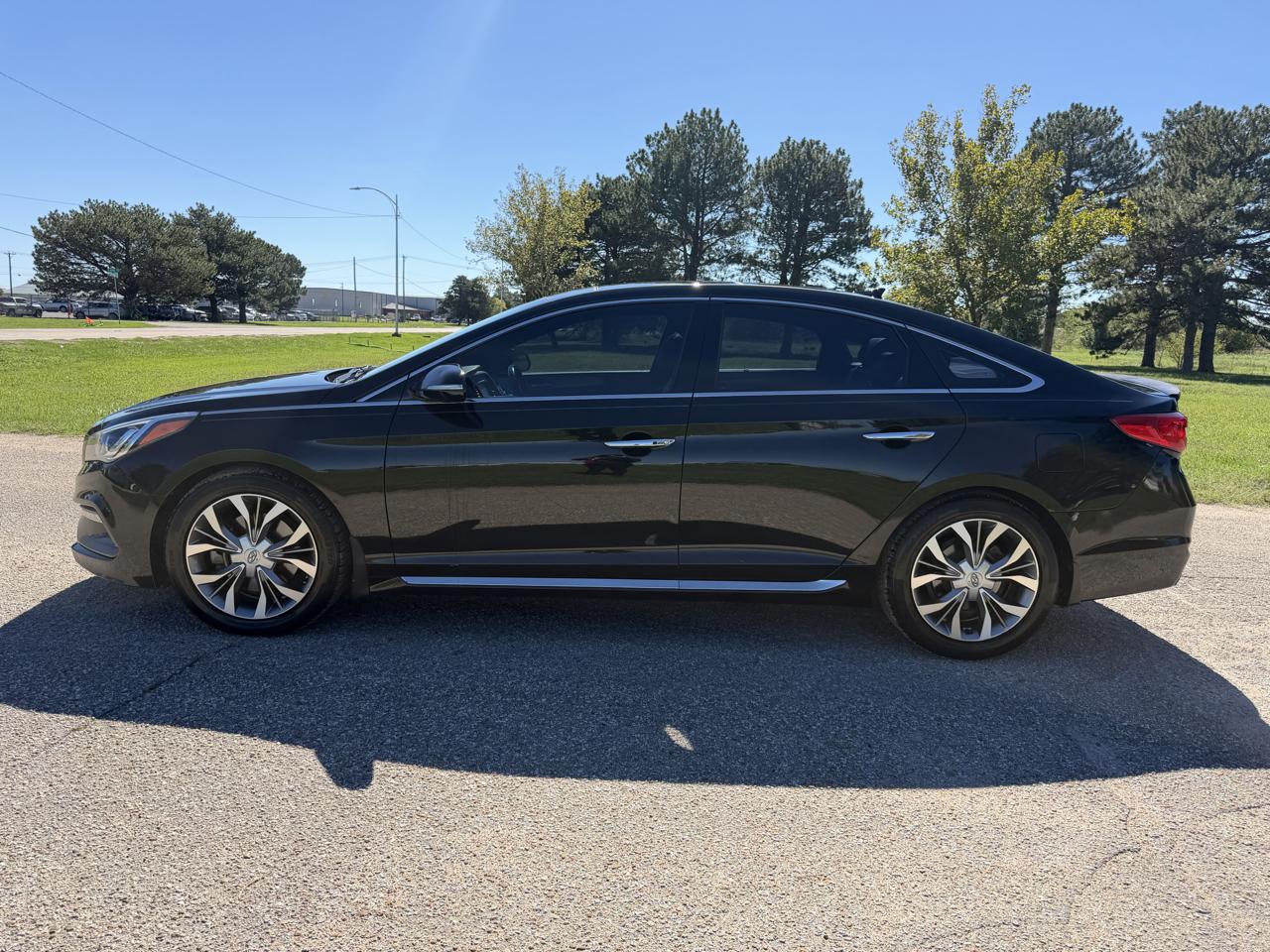 Hyundai Sonata 4dr Sdn 2.0T Limited 2015