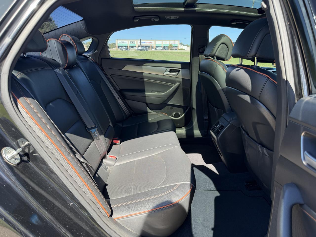 Hyundai Sonata 4dr Sdn 2.0T Limited 2015