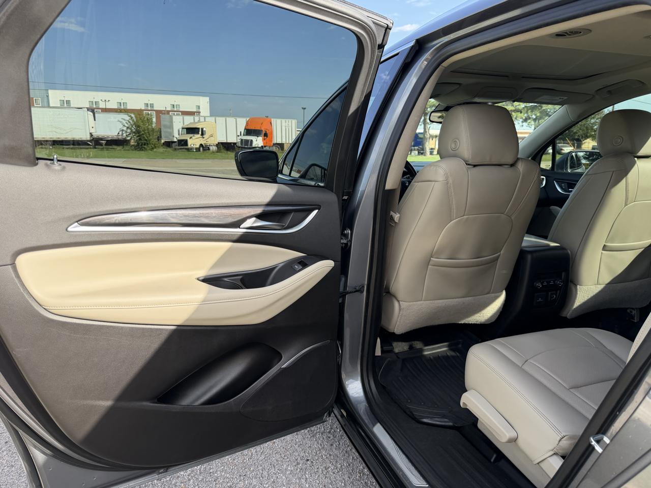 Buick Enclave FWD 4dr Essence 2019