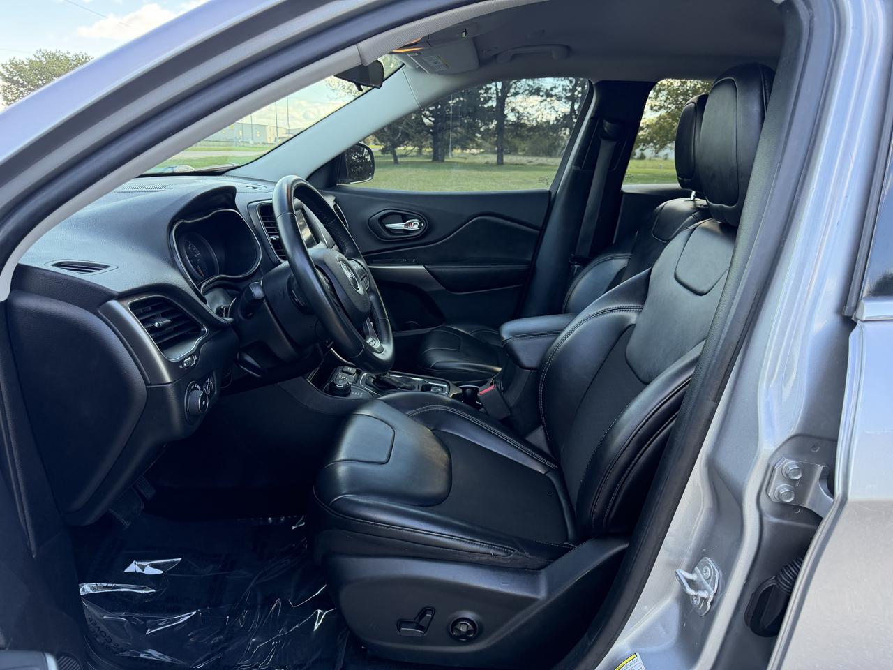 Jeep Cherokee Latitude Plus 4x4 2019