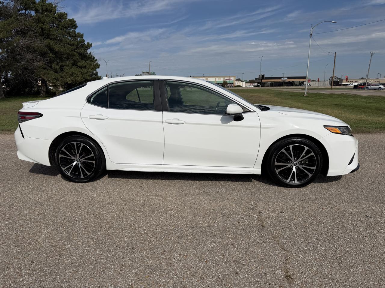 Toyota Camry XSE (Natl) 2019