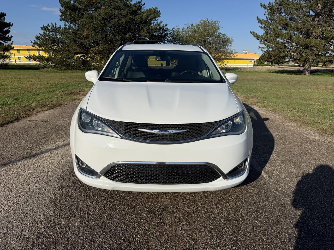 Chrysler Pacifica Touring L FWD 2020