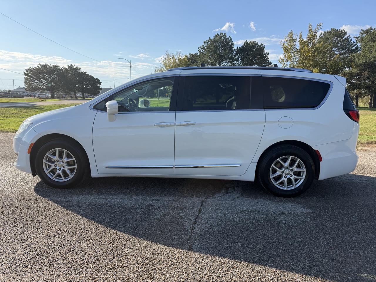 Chrysler Pacifica Touring L FWD 2020