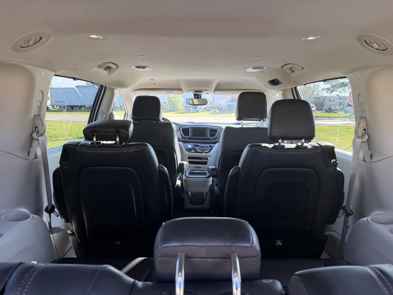 Chrysler Pacifica Touring L FWD 2020