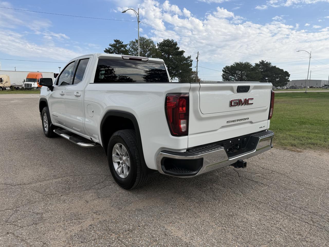 GMC Sierra 1500 2WD Double Cab 147" SLE 2021