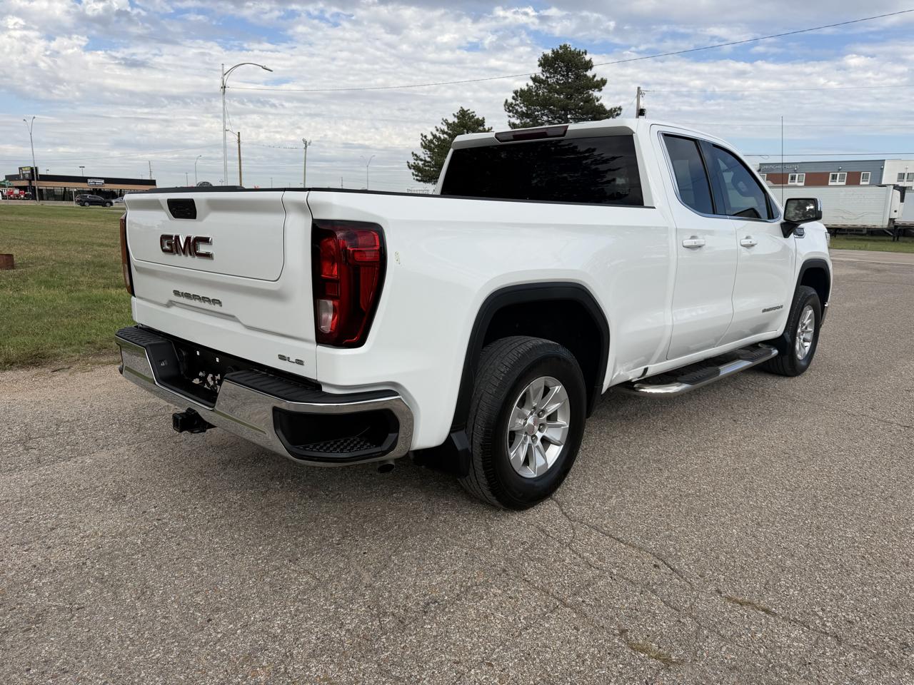GMC Sierra 1500 2WD Double Cab 147" SLE 2021